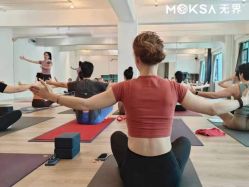 -无界瑜伽普拉提