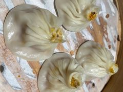 蟹粉小笼包-绿波廊(豫园店)