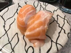 三文鱼握寿司-争鲜回转寿司(太阳宫凯德PLUS店)