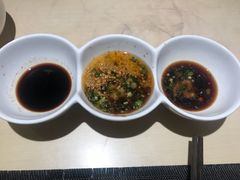 -余欢领鲜火锅(新街口店)