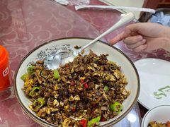 -湖南人家湘菜馆(镇江路店)