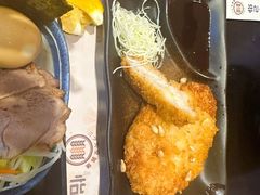 特大一指厚炸猪排-怡己·三ツ矢堂日式料理(海伦店)