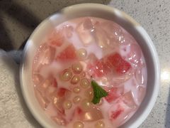 -海底捞火锅(新松江路生日主题店)