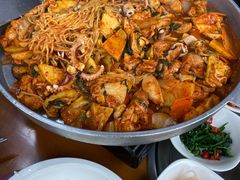 春川炒鸡排-亲昵春川鸡排(韩国美食街店)