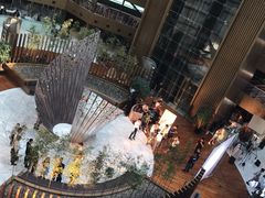 -上海滴水湖皇冠假日酒店