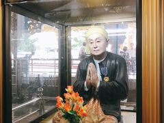 -ခြောက်ထပ်ကြီးရွှေသာလျောင်းဘုရားကြီး