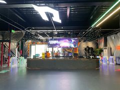 -极限PLAY运动娱乐新世界·团建派对潮玩休闲馆·室内蹦极高空游乐园