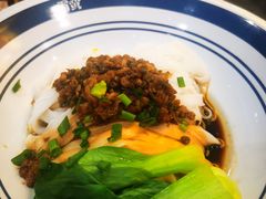肉酱拌粉-霸蛮湖南米粉(方庄时代life店)