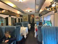 靠窗位-火车头法国西餐厅