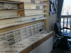 -视野联行眼镜·蔡司·控优点授权(长白万象汇店)