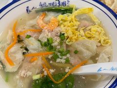 鲜肉馄饨-长人馄饨铺(解放街店)