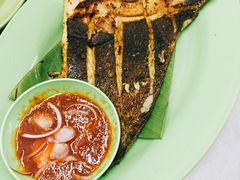 -明记烧鱼美味店