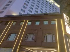 -汕尾巴黎半岛酒店