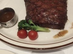 -马克西姆俄罗斯餐厅(通亚街店)