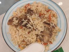 -马尔龙新疆饭店·清真(瑞景店)