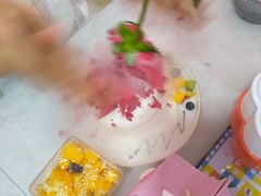 -F小姐甜品店(威海路店)