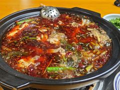 -小饕荟雅安贡椒鱼鲜馆(广福桥店)