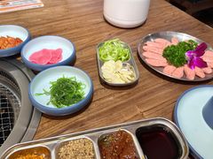 -明洞阿姨·韩式酱蟹烤肉·创意料理(三元桥店)