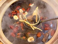 -威邵鸡煲(西华路总店)