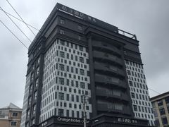 -桔子酒店(上海西藏北路地铁站店)