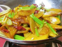 -哈尔滨饺子王·东北菜(鱼鳞浃路店)