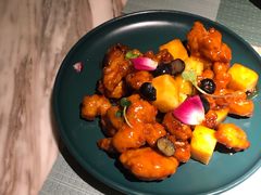 鲜果菠萝里脊-蜜桃花开·中西融合菜E&W(南长街店)