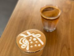 卡布奇诺-Punchline Coffee&Roaster(同济大学店)