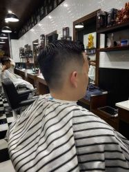 -MARTIN'S BARBER SHOP男士理发馆