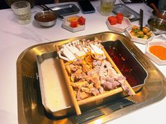 -九鼎轩脆毛肚火锅(南京东路店)