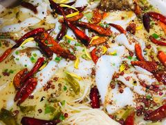 -江渔儿酸菜鱼专门店(明珠广场店)
