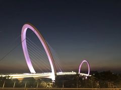 -南京眼步行桥