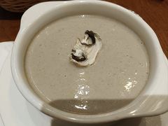 特浓忌廉蘑菇汤-Entrecôte 法国牛扒馆(保利·时光里店)