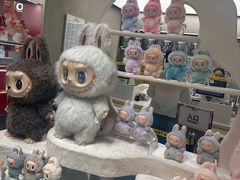 -泡泡玛特POPMART(蓝色港湾店)