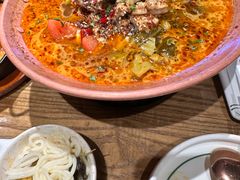 -云海肴·汽锅鸡·云南菜(天山百盛优客店)