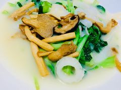 浓汤鱼唇菜苗-稻香酒家(长宁KING88广场店)