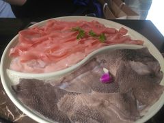 -红九格老火锅(三峡广场店)