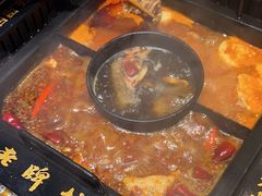 -老牌坊云南鱼豆花火锅(哈西万达店)