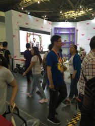 点击看大图 韩国WPlus儿童摄影工作室-WPlus明星肖像亲子全家福摄影