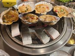 -围炉肉舍丹东海鲜烤肉·烤活鳗(步行街店)