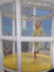 -哆啦爱梦儿童乐园(住邦城市广场店)