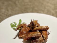 手撕乳鸽-炳胜公馆(珠江新城店)