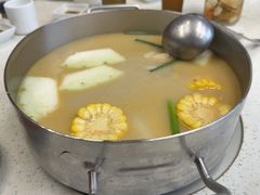 -肥仔文澳门猪骨煲(南京西路店)