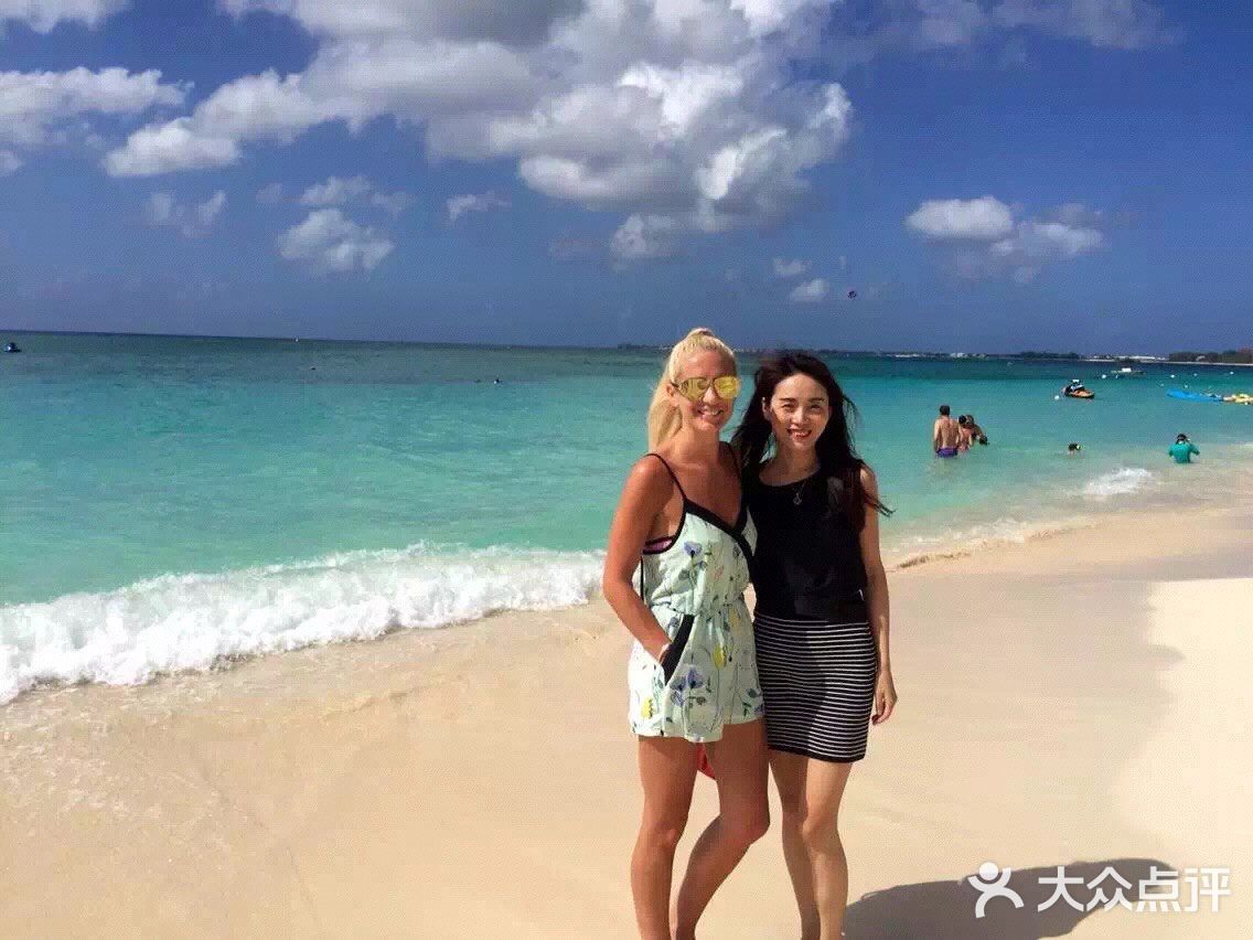 开曼群岛不只是免税天堂 还真是旅游和潜水的天堂之地