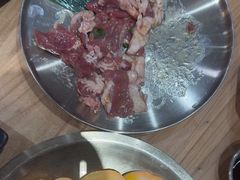 -青瓦餐厅·生鱼片·韩园烤肉(西塔店)