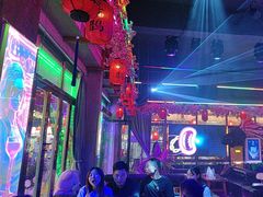 -喜鹊音乐酒馆(西街店)