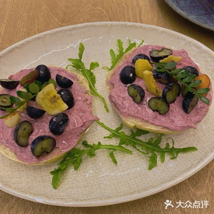 榕树下的西餐厅[强]
