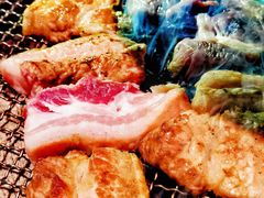 -肉甲韩国木炭烤肉(新壹街1店)