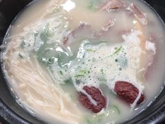 -神仙雪浓汤(明洞店)