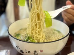 -百年老字号·观振兴蟹黄面·三虾面·苏式面(观前街富仁坊巷店)