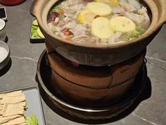 -蚝翅·海鲜粥·烧烤·宁夏滩羊季(玉米楼店)